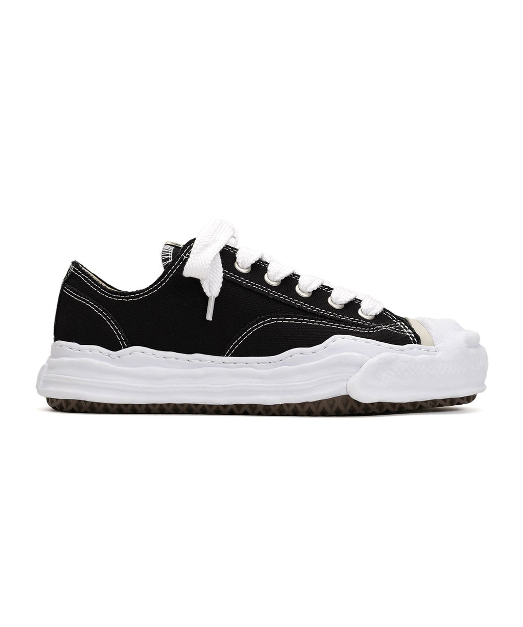 "Aeson Low Top" Sneaker - Elloria