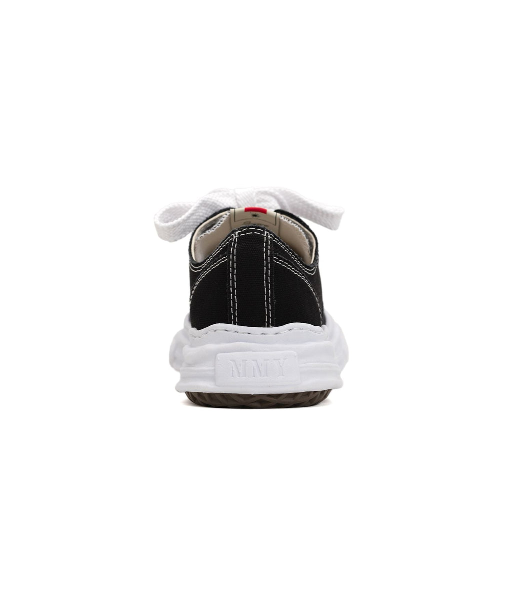 "Aeson Low Top" Sneaker - Elloria