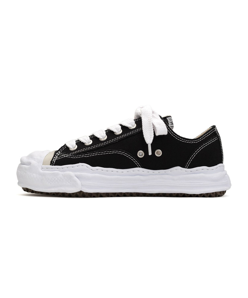 "Aeson Low Top" Sneaker - Elloria