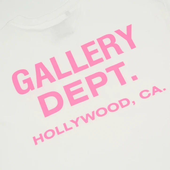 "Dept" Tee Pink - Elloria