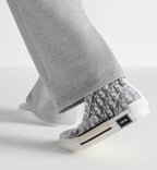 "B23" Sneaker