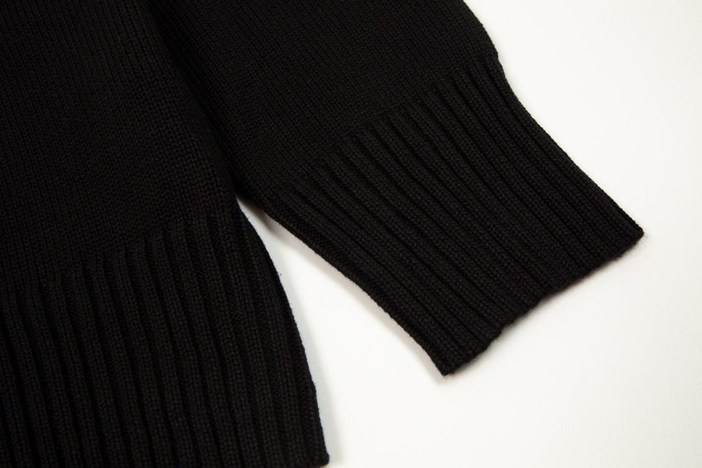 "Heart" - Sweater Black - Elloria